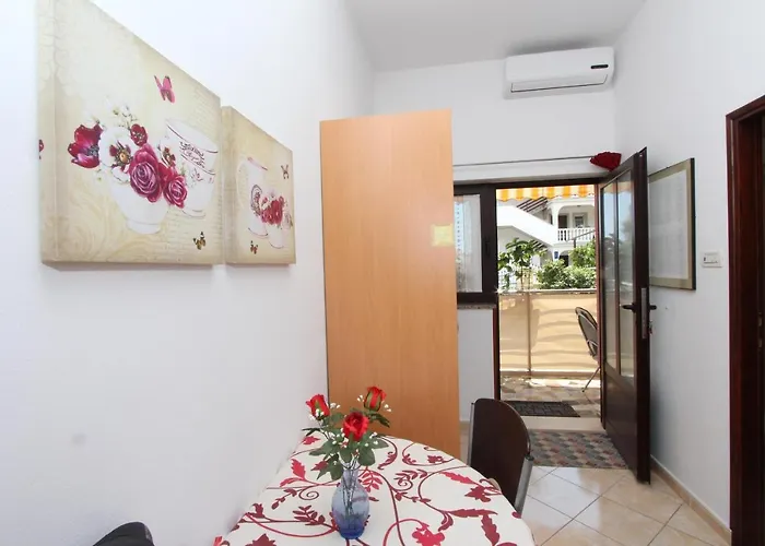 Room And Apartment Lea Gasthof