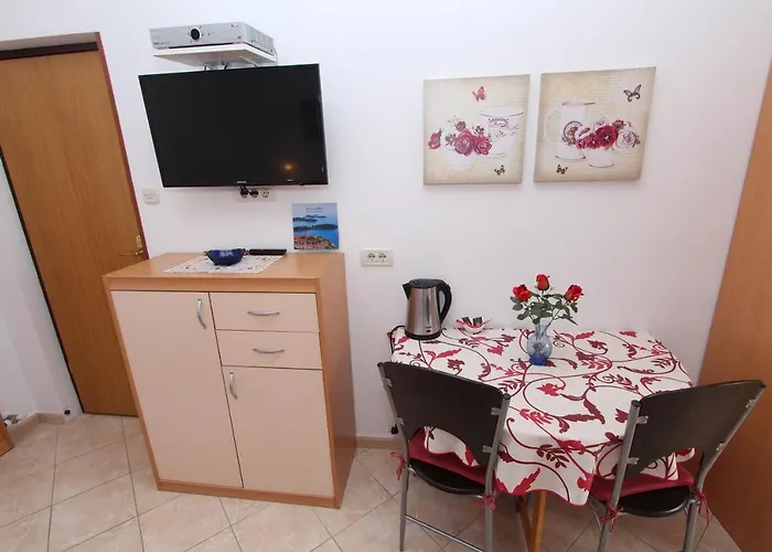 Room And Apartment Lea Gasthof 3*
