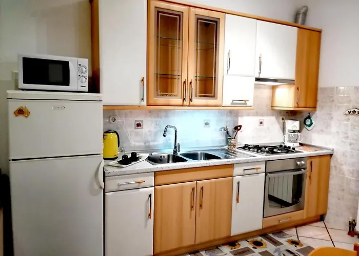 게스트하우스 And Lea 3*